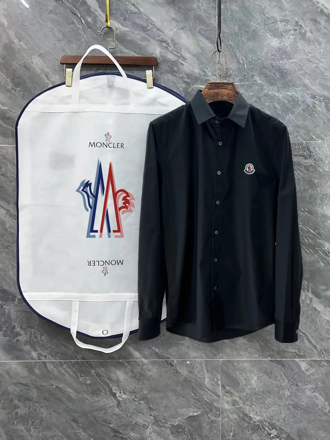 Moncler New Arrival ！ ， ！ Classic ， ！ ，Classic ！ 50% +50% ， ， ， ， ， Breathable ， ！ ， ， ， ， ， ， ！ Size：39-43（M-3XL） ：Black White Size ： 174-140 ， 40 ！ : 135 39 ， 138-145 40 ， 145-155 41 ， 155-165 42 ， 165-185 43 ！